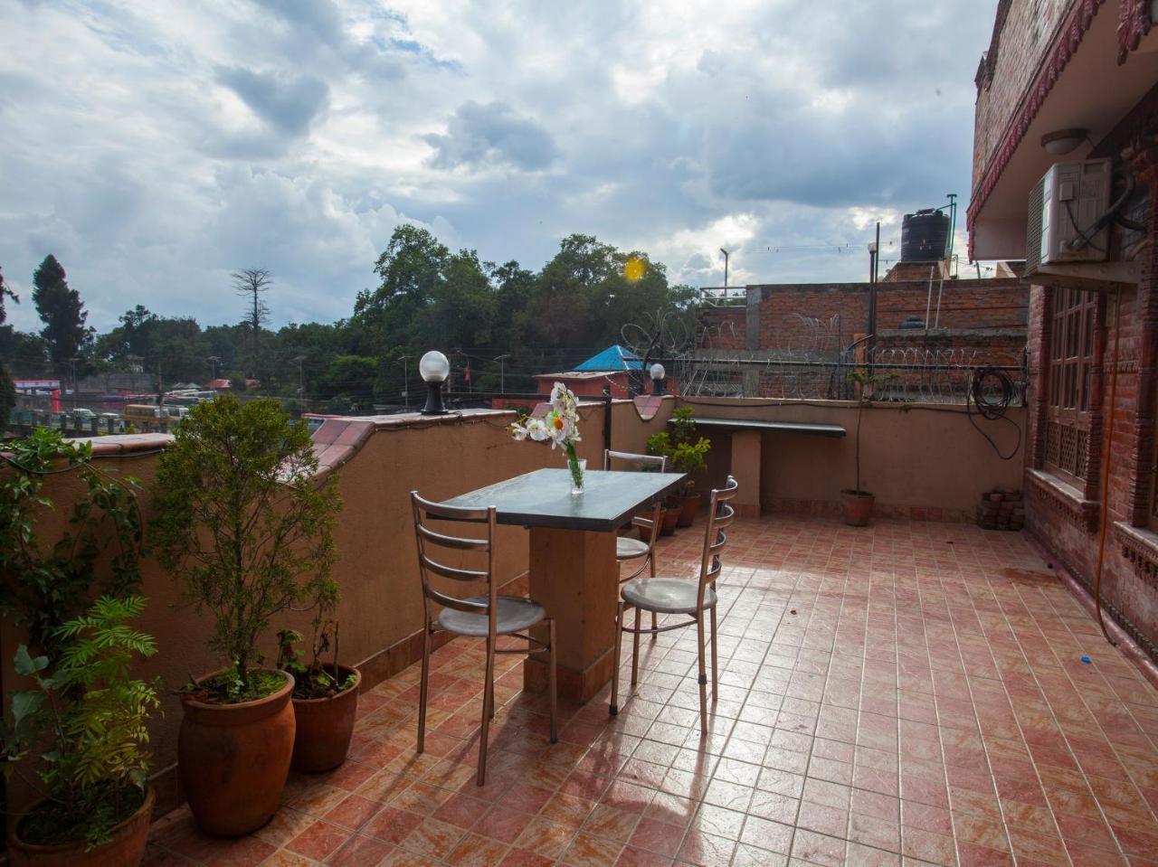 Shiva Shankar Hotel Pashupatinath Exterior photo